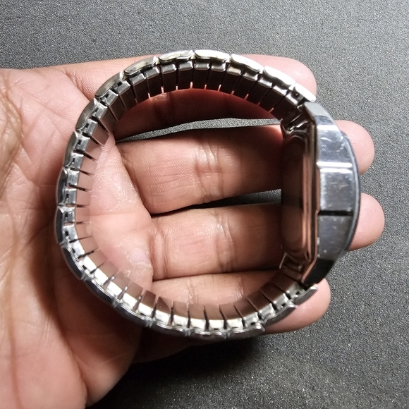 Invicta Special Edition 4230 Ladies Quartz Watch Silver Tone MOP Dial Working cr - Picture 8 of 12